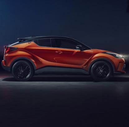 Nuevo Toyota C-HR h�brido 2020, mayor conectividad y restyling del benjam�n de la famlia - Foto 3